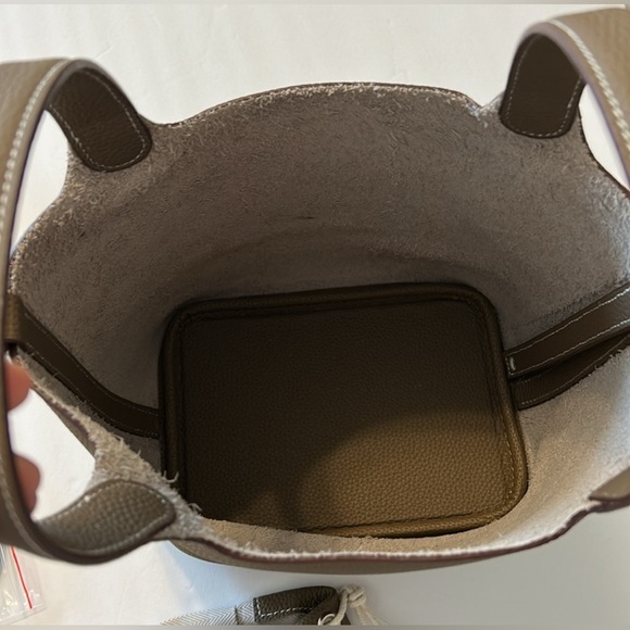 Cowhide Leather Mine Bucket Bag - Picture 5 of 11
